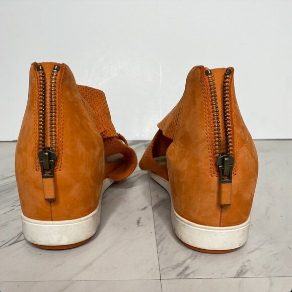 Eileen Fisher Orange Wedge Sandal 6 - Picture 4 of 13